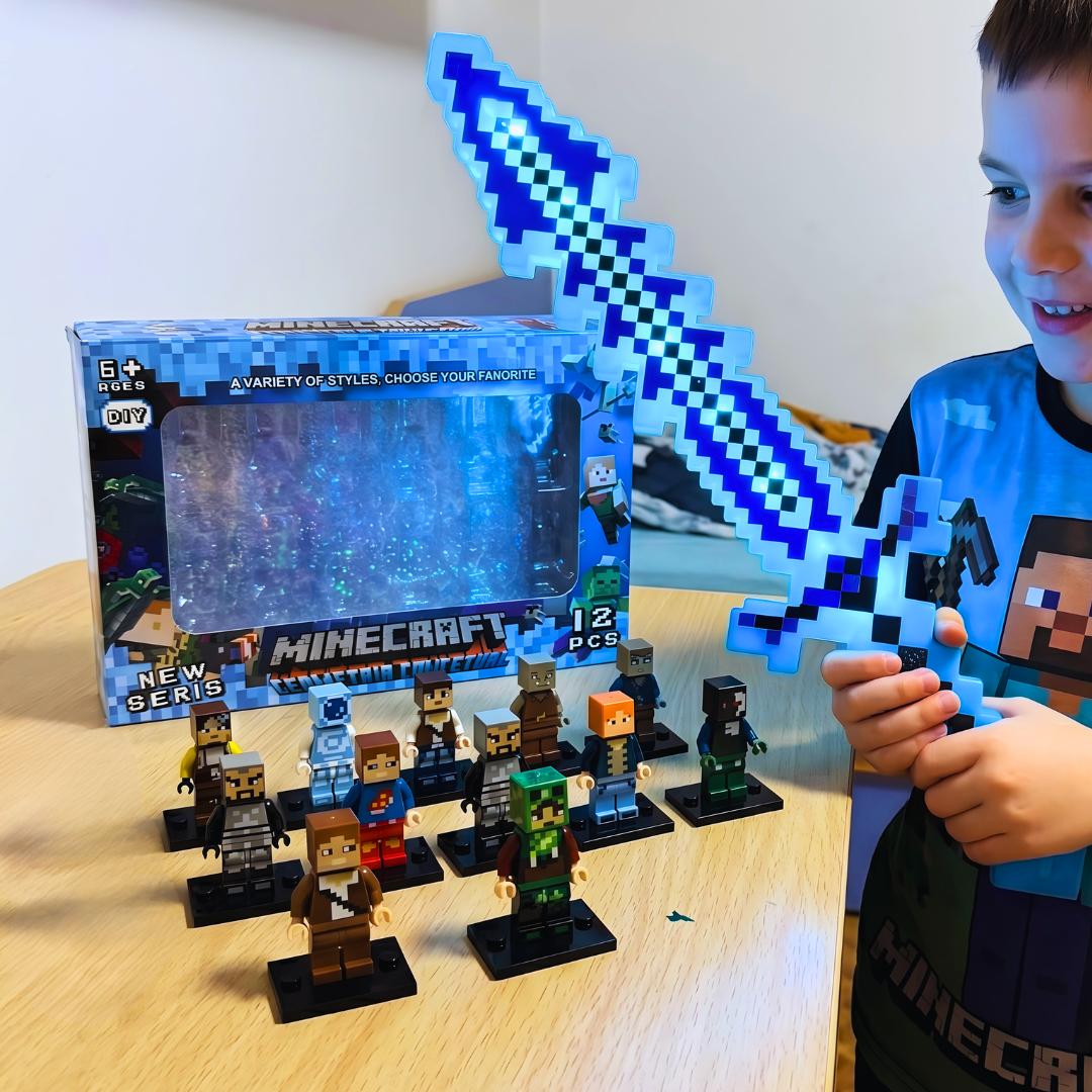 Minecraft Set – 12 Figurica + Svetleći Mač 🧱✨